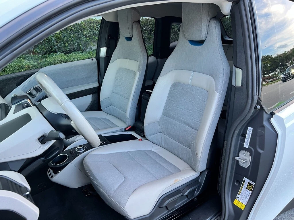 2015 BMW i3 W/ RANGE EXTENDER - Image 17