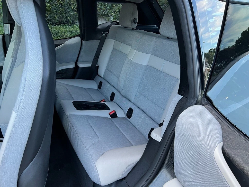 2015 BMW i3 W/ RANGE EXTENDER - Image 18